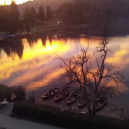 Pletna View Apartment Bled