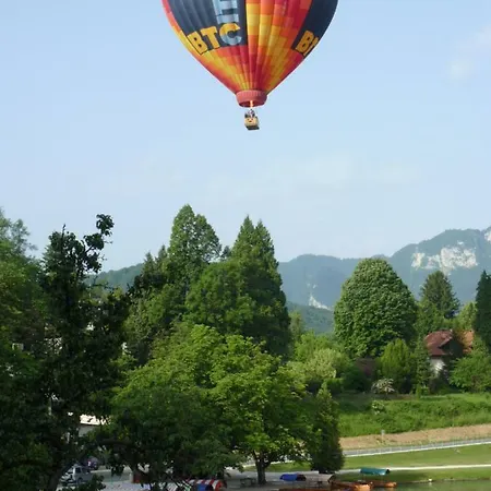 Pletna View Appartement Bled